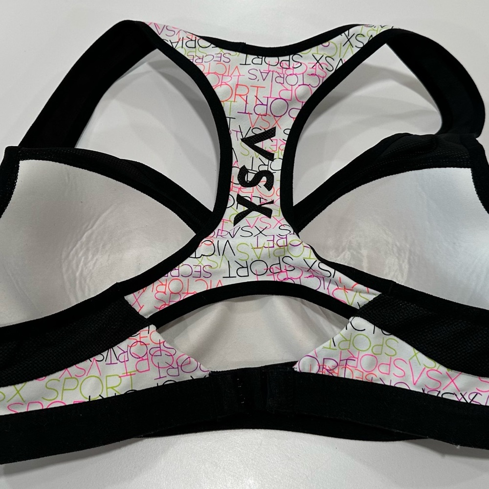 Victoria’s Secret VSX sports bra 34 B - Picture 2 of 3